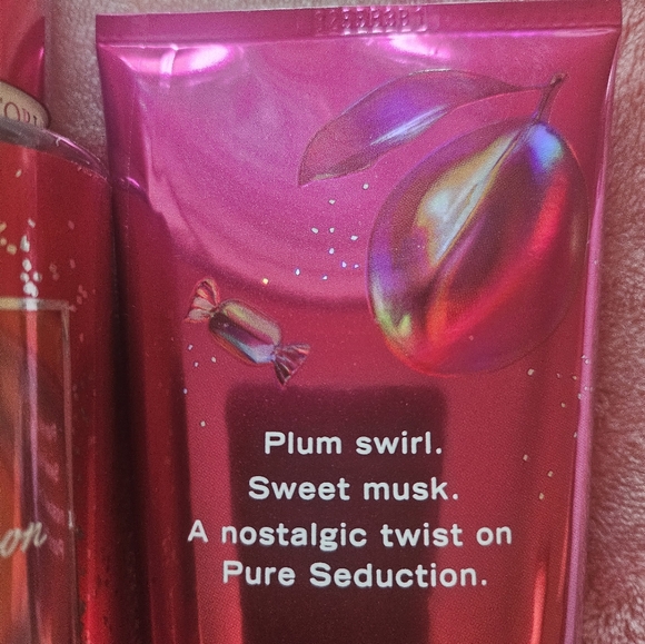 Victoria Secret Body Set - Picture 3 of 3